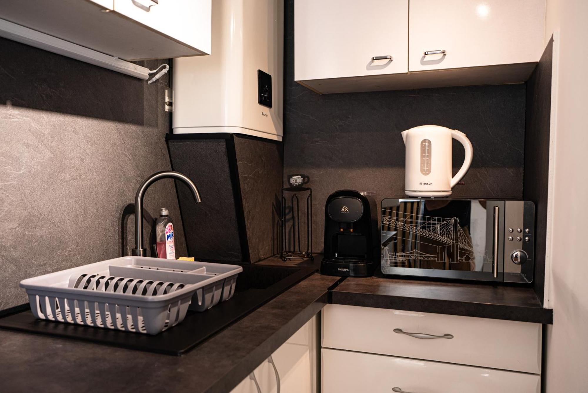 Moderne T2 Centre Sauna Wifi Home Office Netflix ストラスブール エクステリア 写真